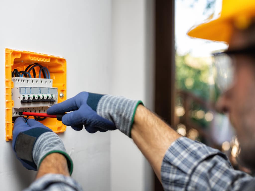 commercial electrician services
