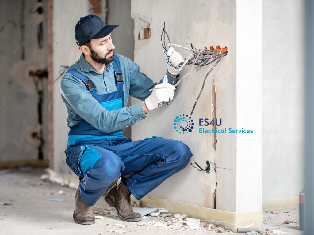 industrial electrician maintenance