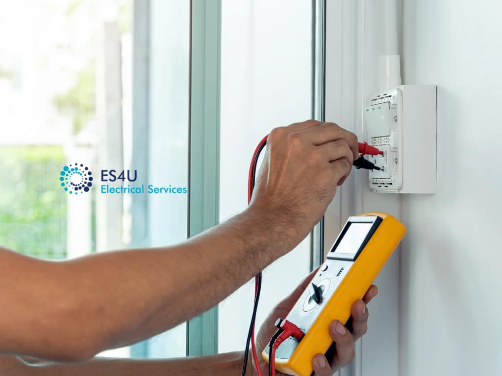 industrial electrician maintenance