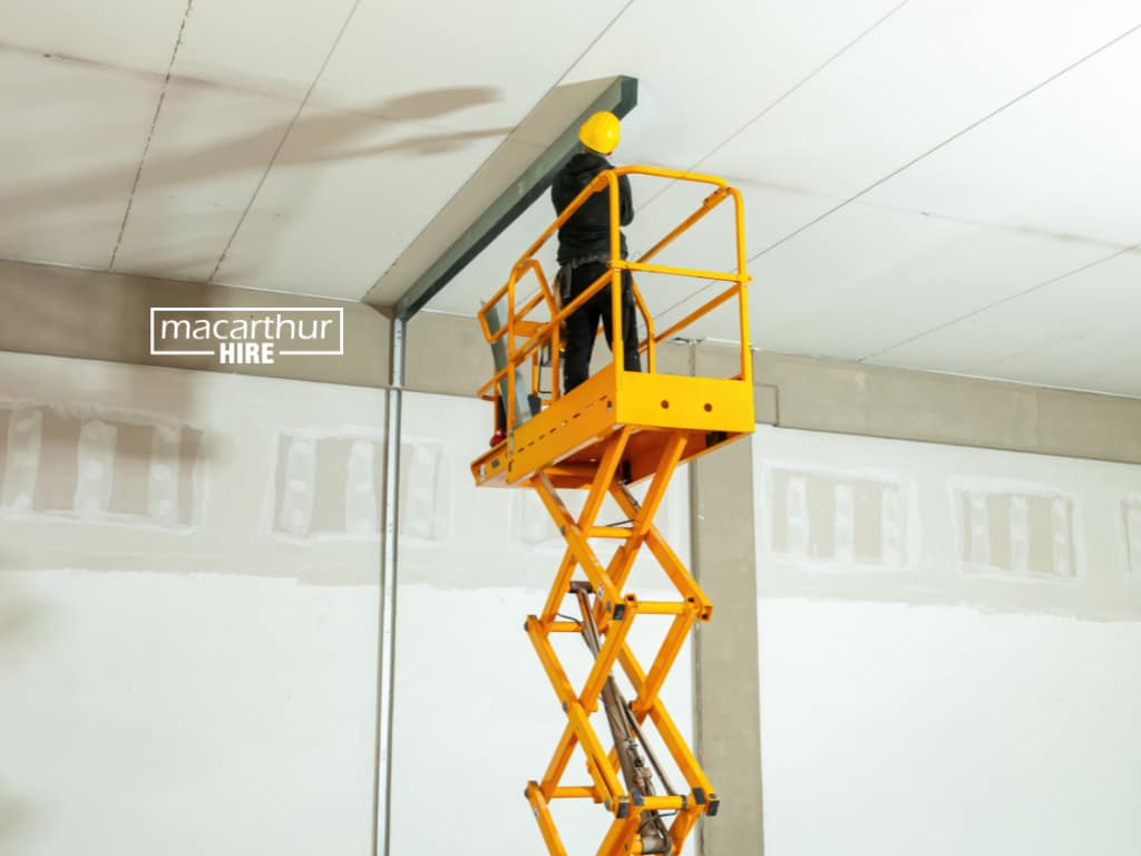 Scissor lift, Forklift hire, Equipment Hire, equipment rental glen alpine, equiptment rentals, rent site equipment