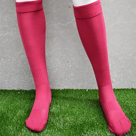 MAGENTA MATCH SOCKS
