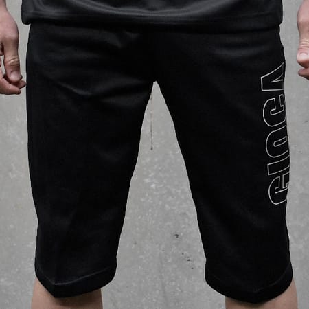 SIGNATURE 3QTR V2 BLACK