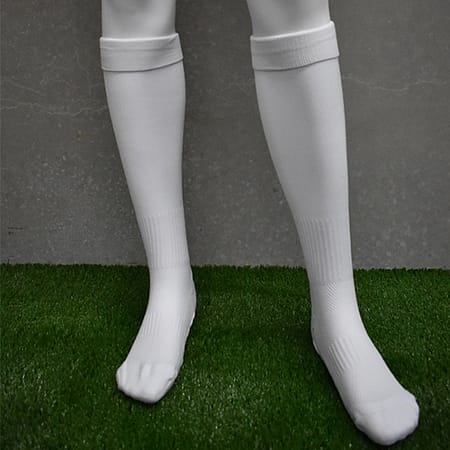 WHITE MATCH SOCKS